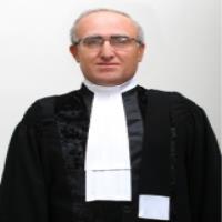 قبول وکالت و مشاوره حقوقی-وکیل پایه یک دادگستری-مهرداد بهروان